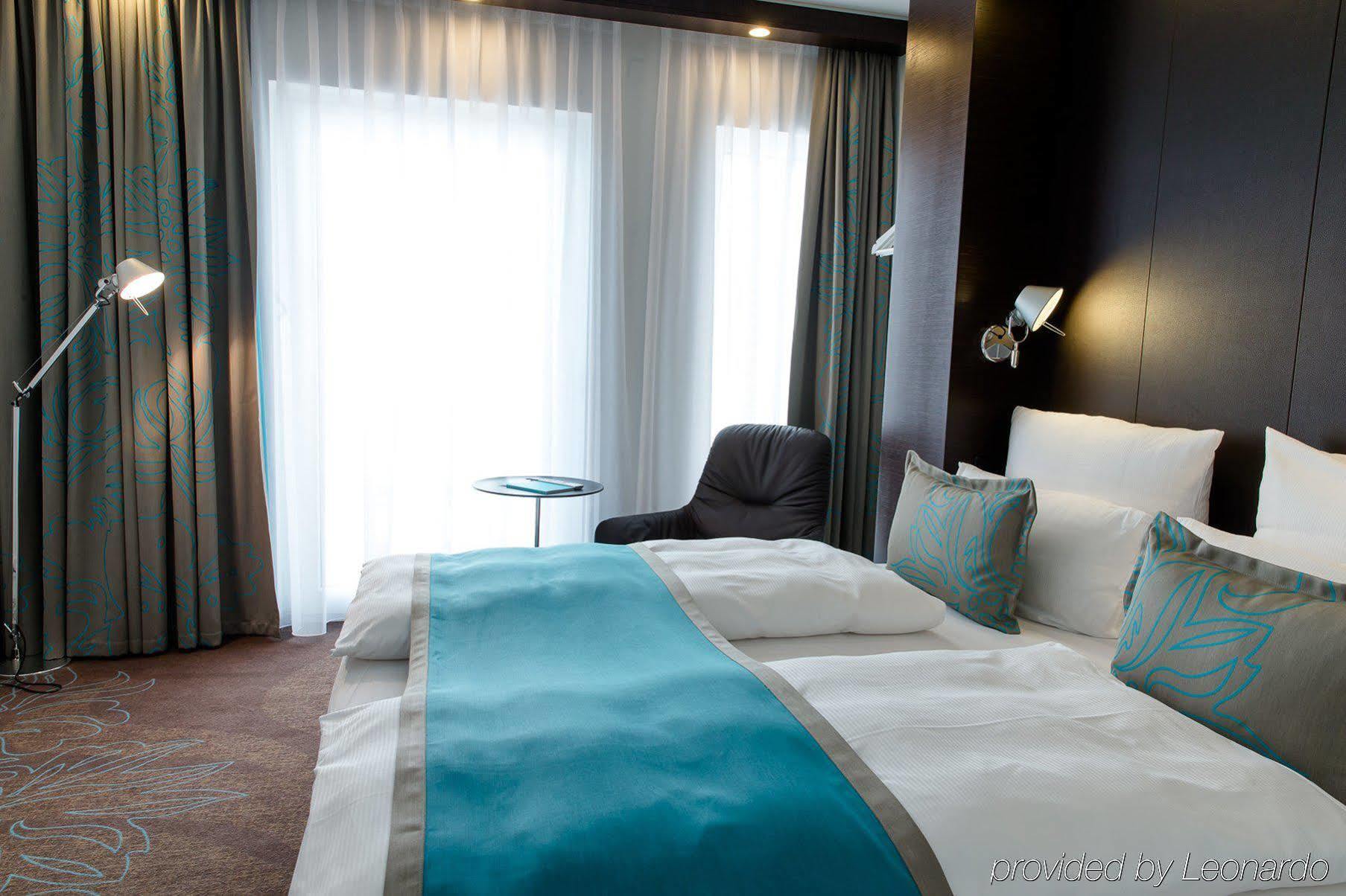 Motel One Stuttgart-Bad Cannstatt Exterior photo