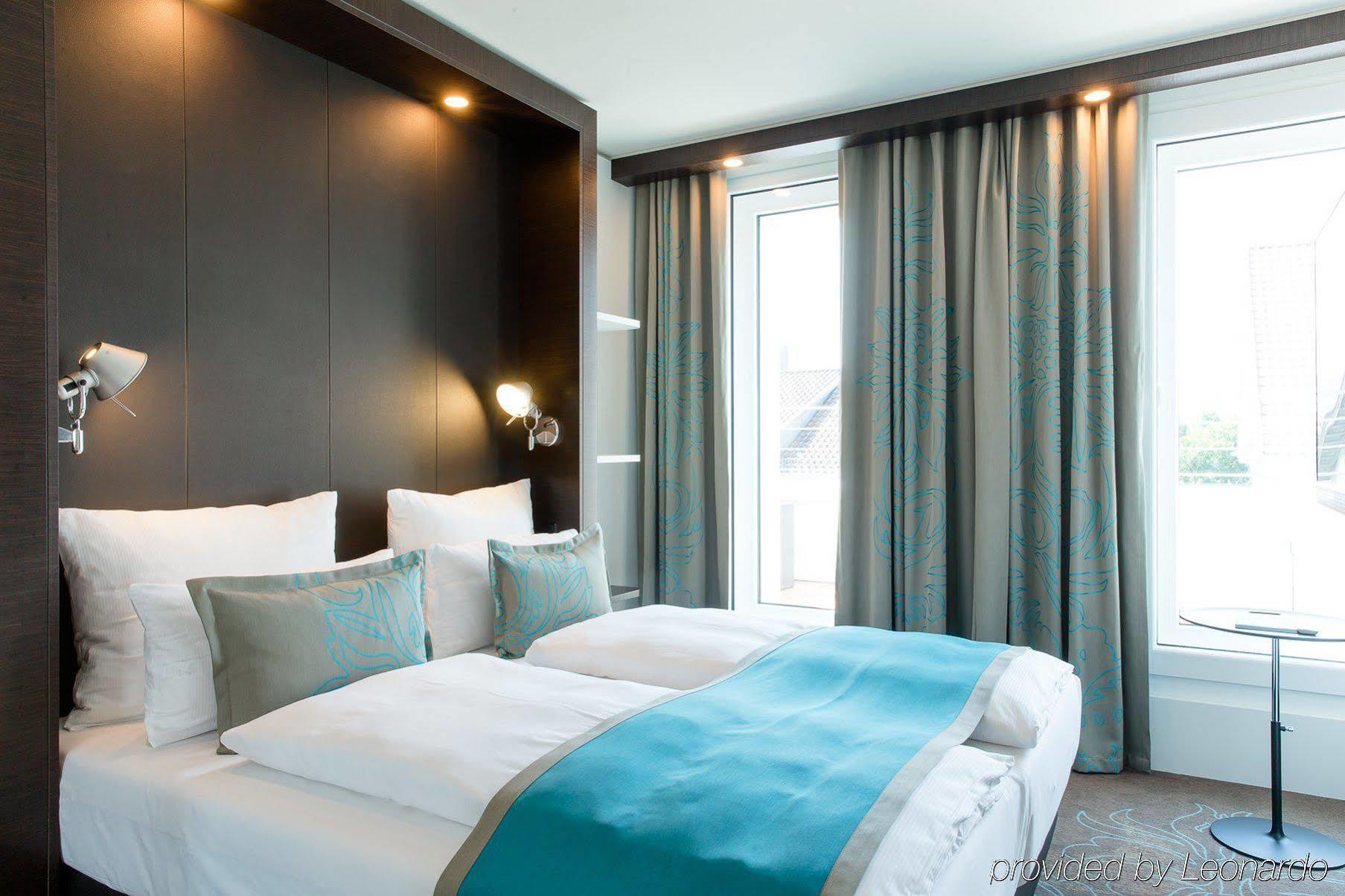 Motel One Stuttgart-Bad Cannstatt Exterior photo